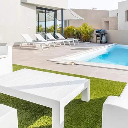 Alisios Golf Luxury Tenerifesummervillas Heated Pool 阿德耶