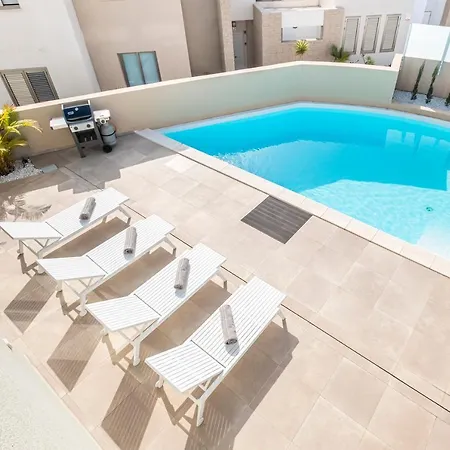 Alisios Golf Luxury Tenerifesummervillas Heated Pool 阿德耶